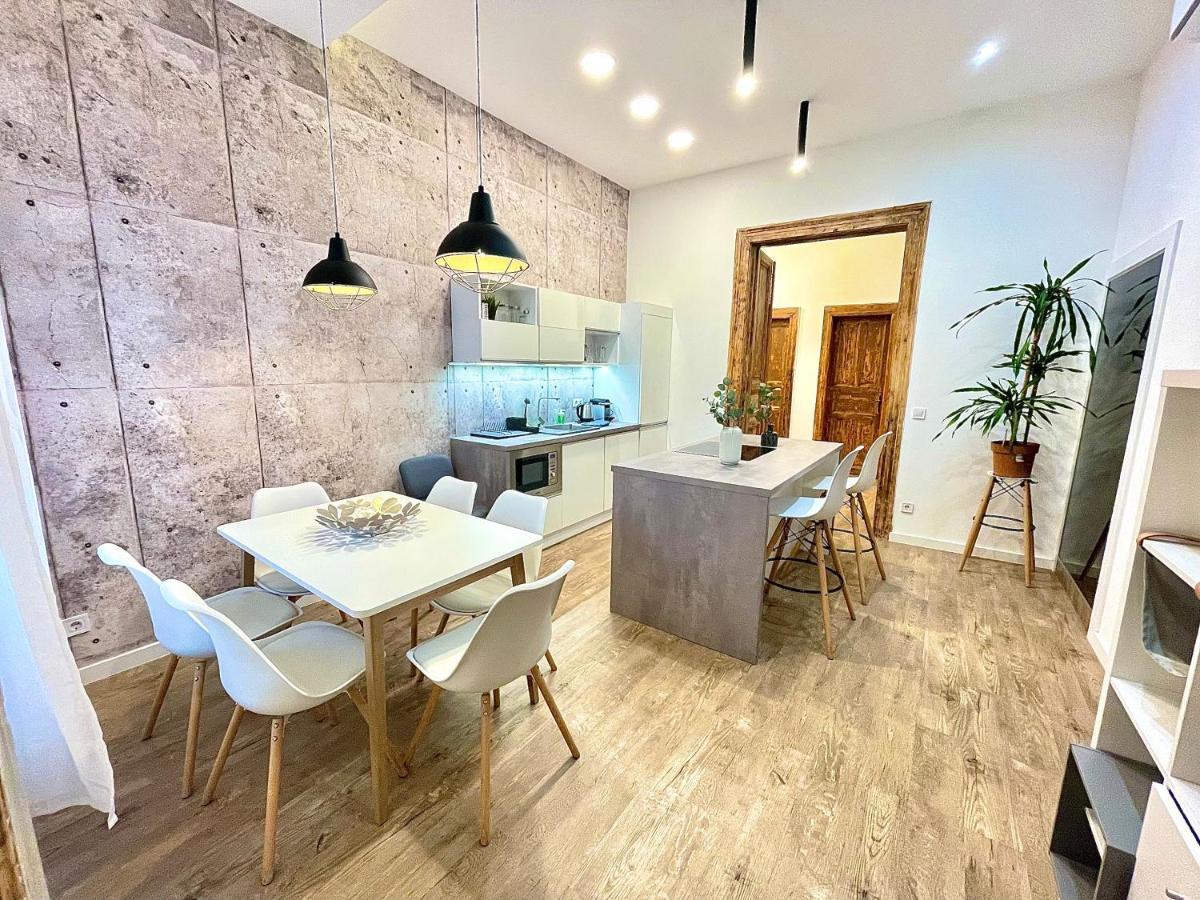 Dream Romance Residency - Finnish Sauna Budapest Luaran gambar